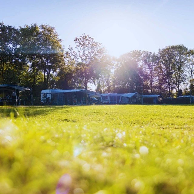 Comfort kampeerplaats Hemelvaart & Pinksteren (13 nachten)
