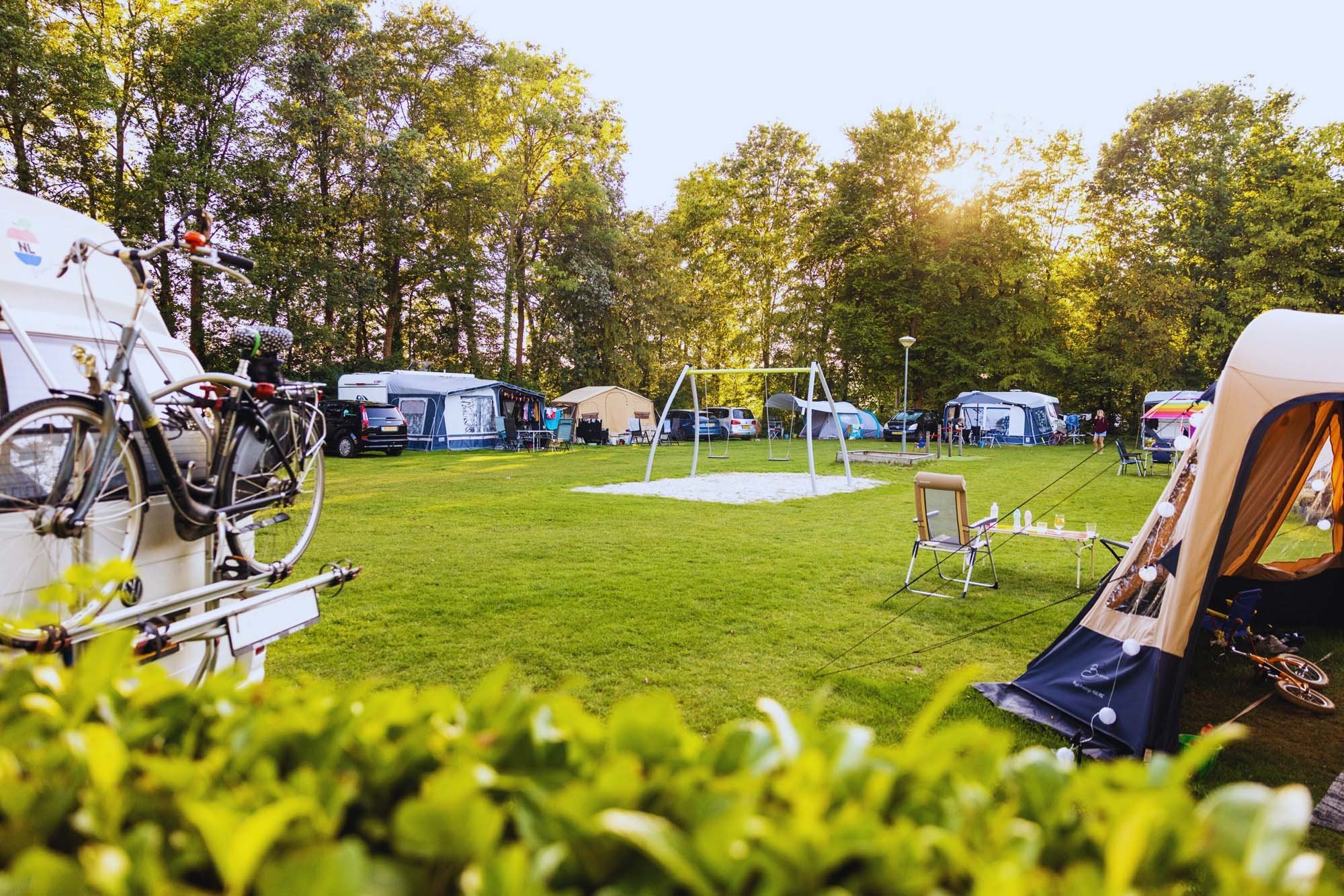 Basis kampeerplaats Hemelvaart & Pinksteren (13 nachten)