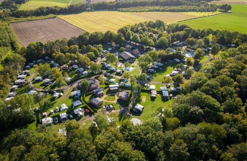 Comfort kampeerplaats met 10 ampère elektra