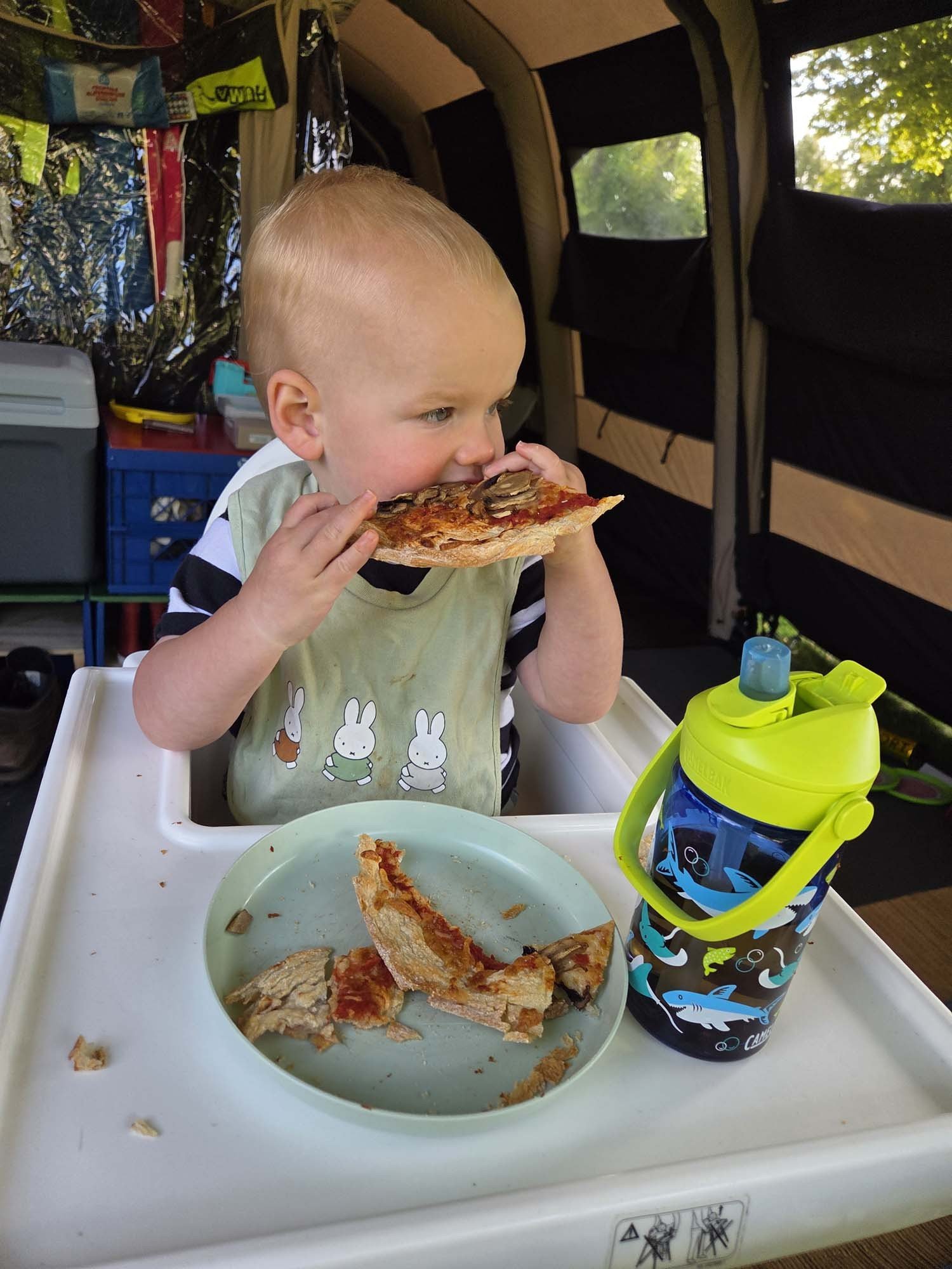 Restaurant op de camping 10